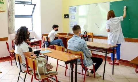 Ministria e Arsimit publikon videon: Ja si do zbatohen masat antiCovid ne shkolla